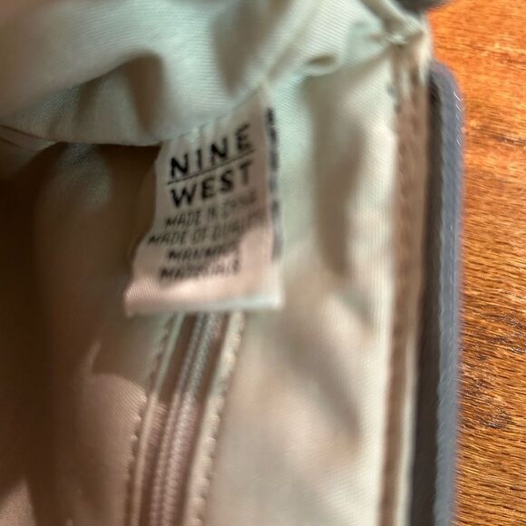 Nine West purse  - Picture 5 of 5